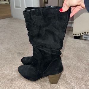 Black boots with heel